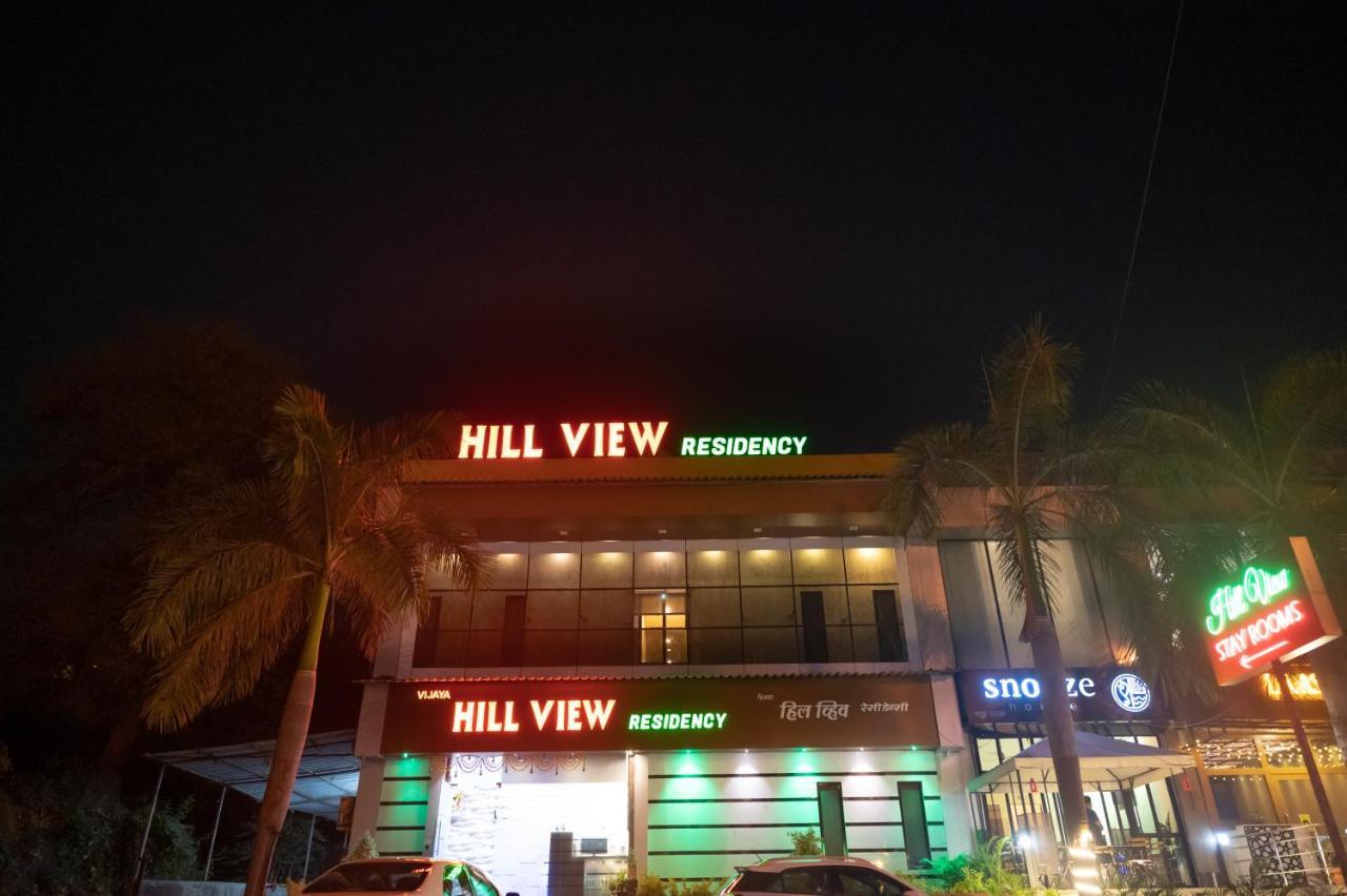 Отель Vijaya Hill View Residency Нави Мумбаи Экстерьер фото
